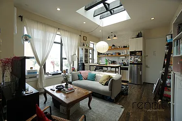 Rented by Rennit Inc.