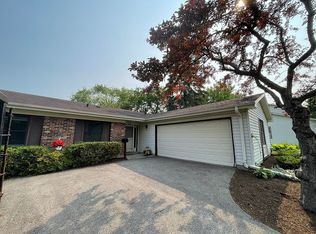 545 Ramblewood Ct, Lake Zurich, IL