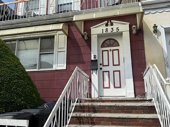 1835 Bay Ridge Ave #1, Brooklyn, NY 11204