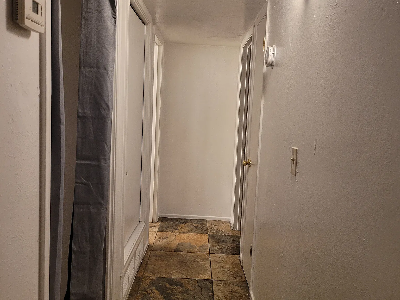 3 bed, 952 sqft, $1,400 — Photo 4