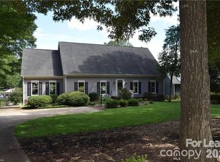 8118 Blades Trl, Denver, NC 28037