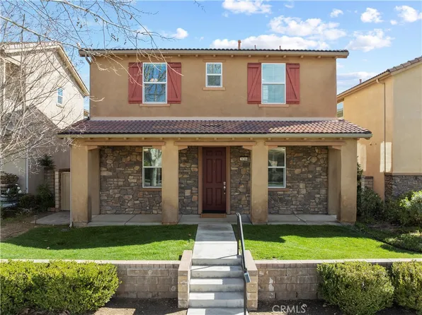 28384 Vista Del Rio Dr, Valencia, CA 91354