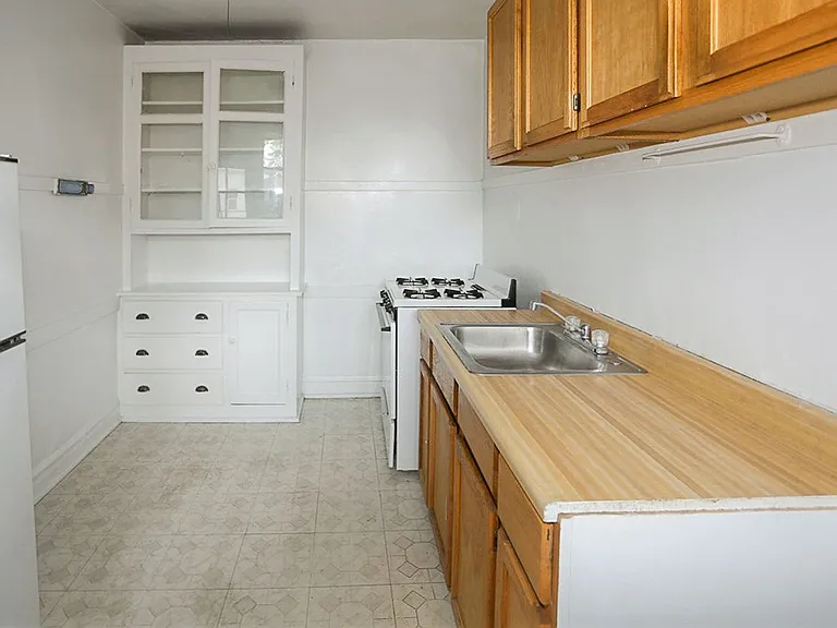 4844-46 N. Rockwell / 2604-12 W. Gunnison — Photo 21