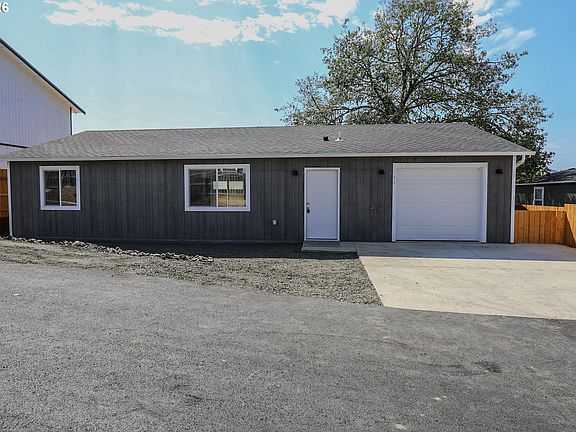2nd image of 76 SE Darrell Ave