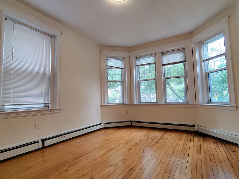 69 Babcock St #1E — Photo 23
