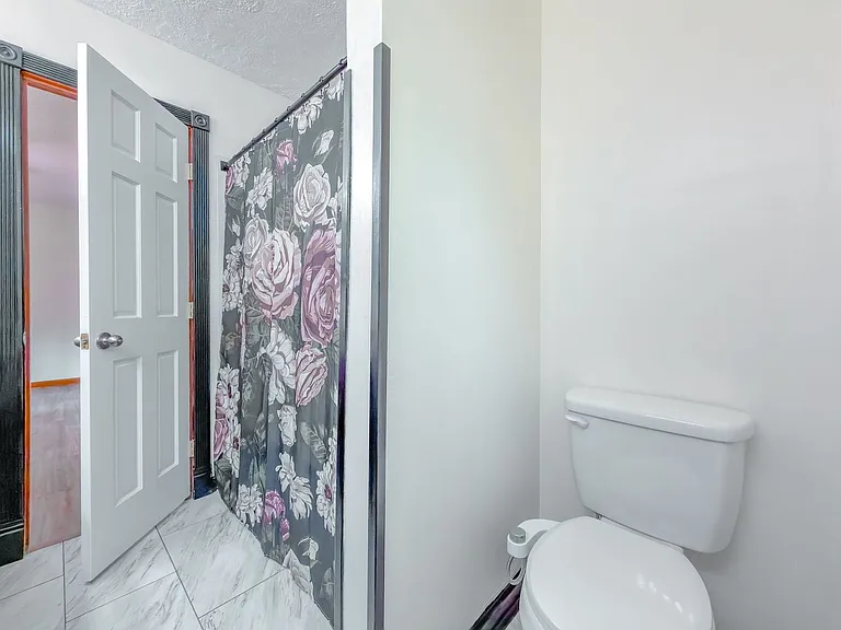 776 Lupine Ln — Photo 42
