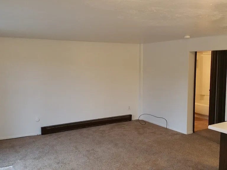 Hampshire Estates Apartments and Self Storage — Photo 43