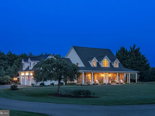 9649 Watkins Rd, Gaithersburg, MD 20882