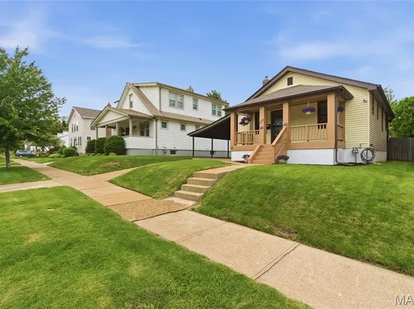 7078 Lindenwood Pl, Saint Louis, MO 63109