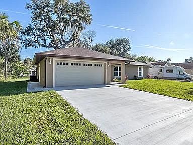 1st image of 2113 Needle Palm Dr #1