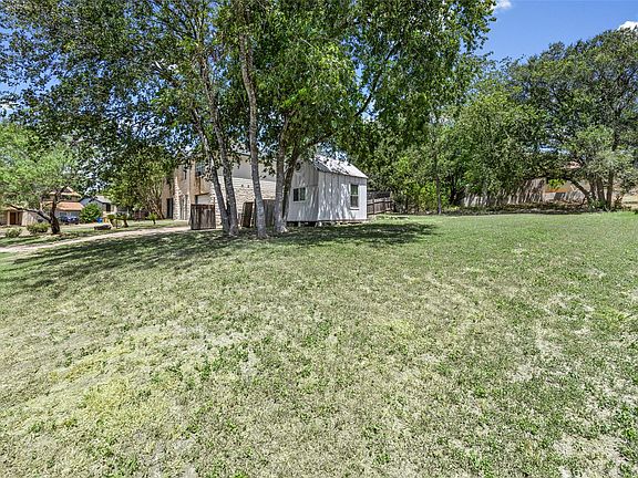 4th image of 5706 Spring Meadow Rd