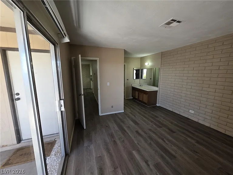 3009 Saint George St #F — Photo 17