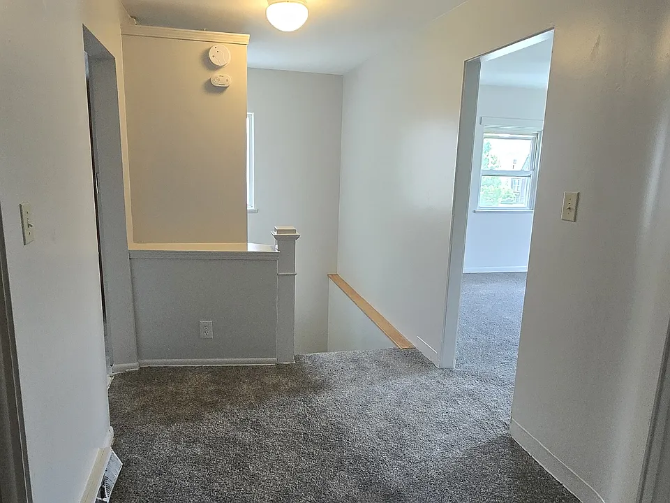 1113 High St NE #2