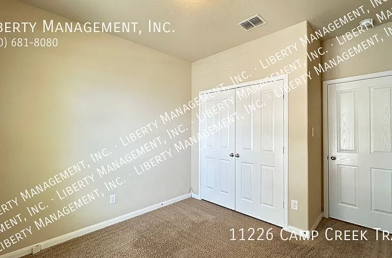 11226 Camp Creek Trl — Photo 17
