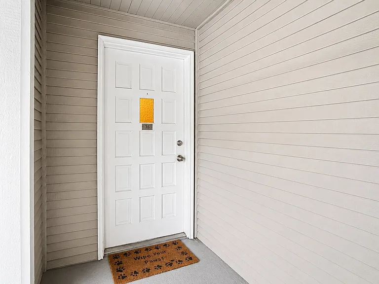 17109 NE 45th St #36 — Photo 2
