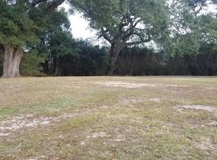 315 1st St, Waveland, MS 39576