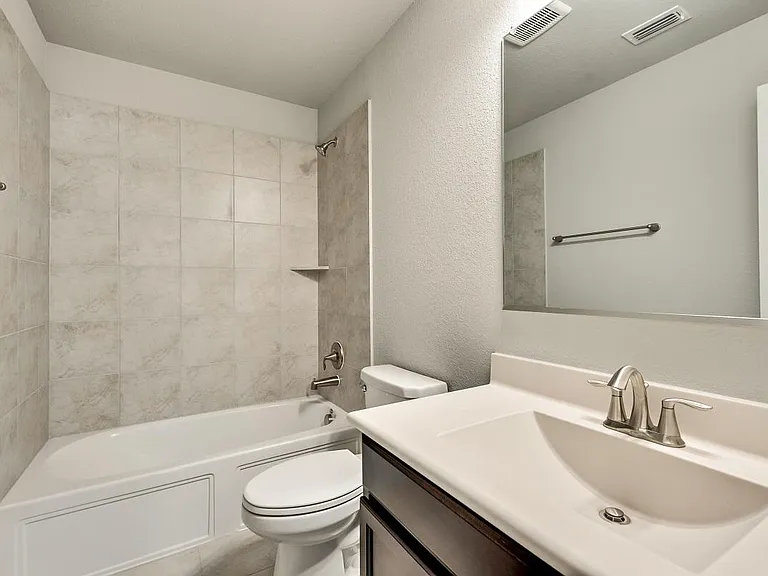 16700 Lincoln Park Ln — Photo 28