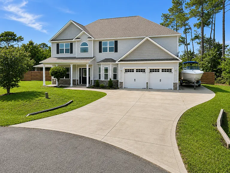 208 Misty Cove Ct — Photo 1