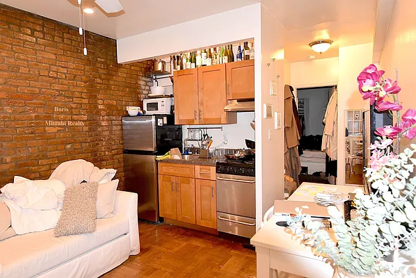 Rented by J Misrahi Realty Corp | media 9