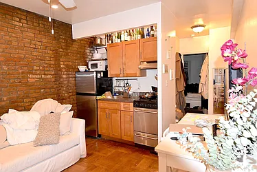 Rented by J Misrahi Realty Corp