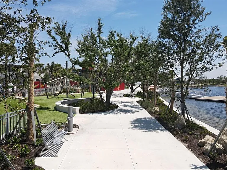 17435 Jadestone Ct — Photo 31