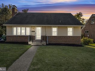306 Berryhill Rd, Harrisburg, PA 17109
