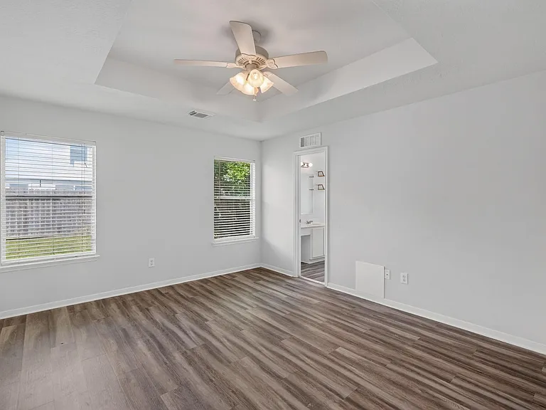 21907 Willow Shade Ln — Photo 27