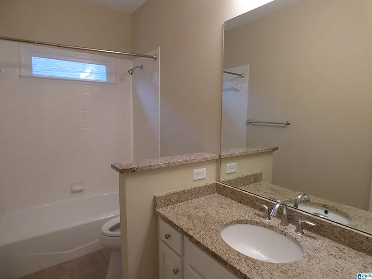 1115 Berwick Rd — Photo 11