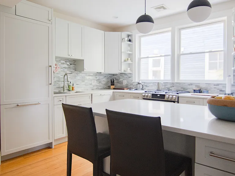 52 Lee St #2 — Photo 2