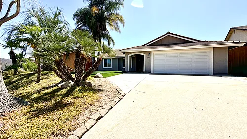 2149 Merlyn Pl Photo 1