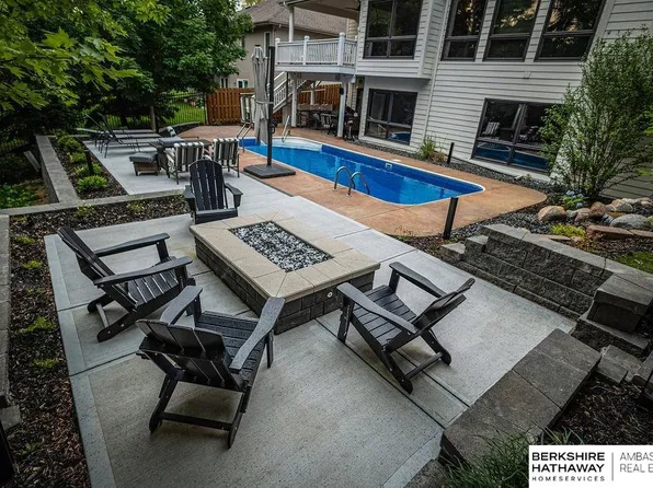 2404 S 178th St, Omaha, NE 68130