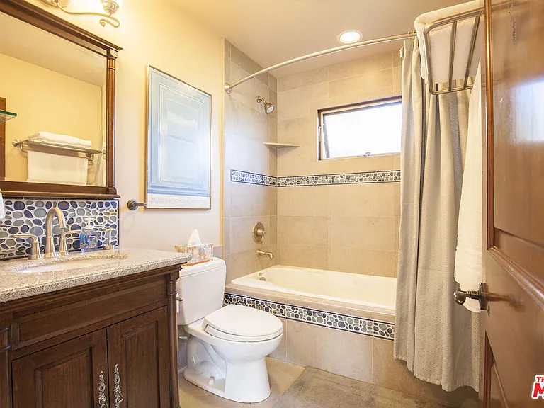 2624 Costebelle Dr — Photo 31