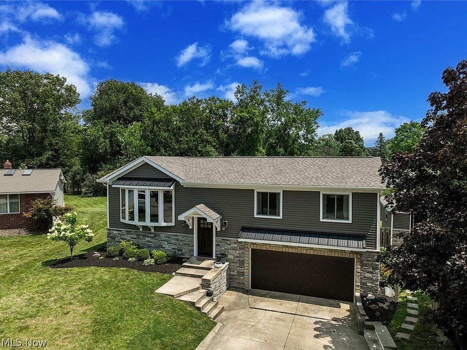 1st image of 341 Delaware Dr
