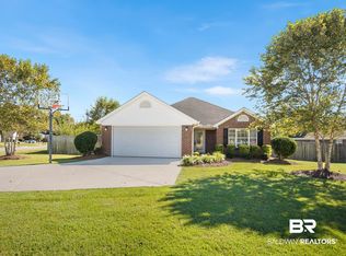 129 Oakwood Ave, Fairhope, AL 36532