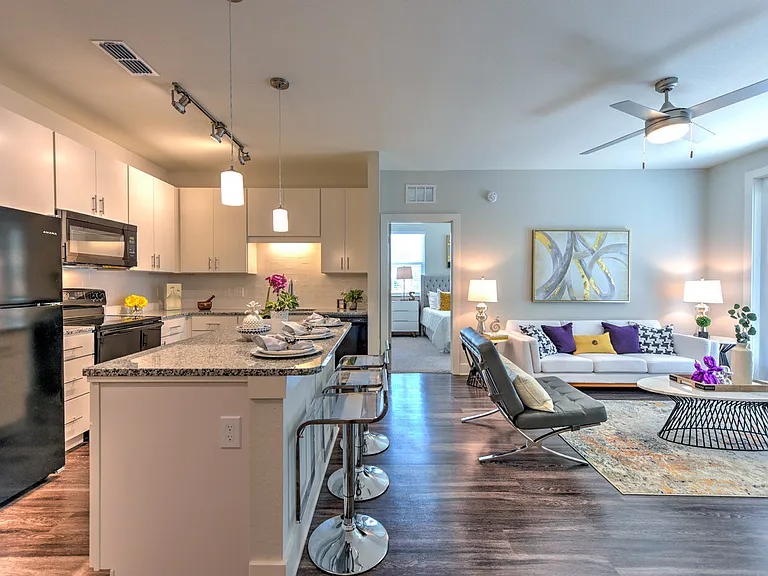 Lumen Luxury Apartments — Photo 2