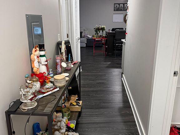 5th image of 437-451 Mulberry St #205