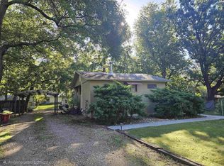 310 N 3rd St, Lindsborg, KS 67456