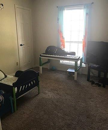 5th image of 4224 Emerson Ct