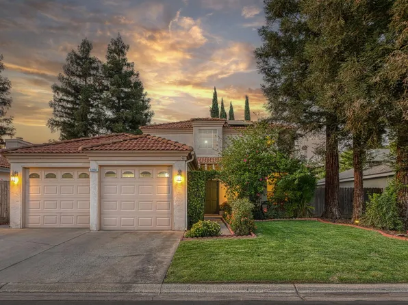 1294 E Loma Linda Ave, Fresno, CA 93720