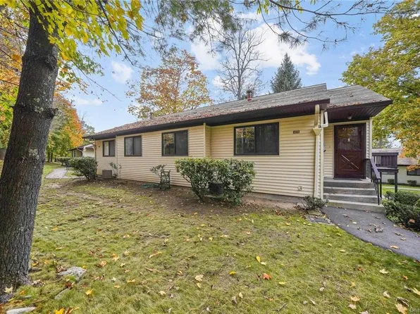 127D Columbia Ct, Yorktown Heights, NY 10598