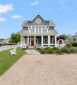 439 Wandsworth St, Narragansett, RI, 02882