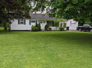 176 Finucane Rd, Rochester, NY 14623