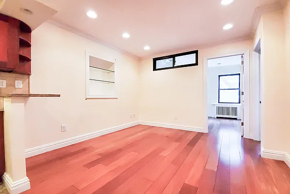 Rented by Warburg | media 15