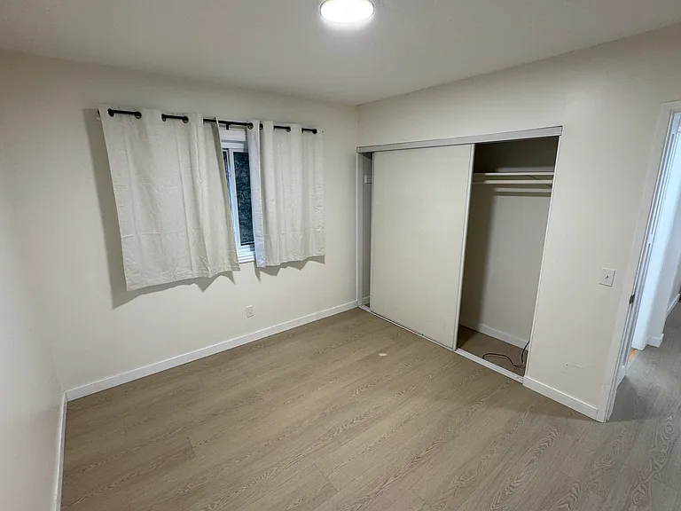 1036 Winchester Ave #3 — Photo 9
