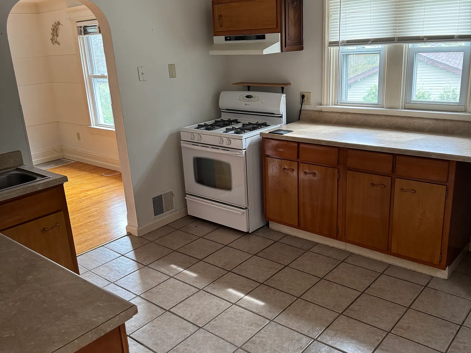 2 bed, $1,500 — Photo 4