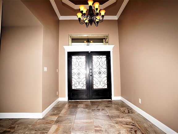 4th image of 3303 Milano Dr
