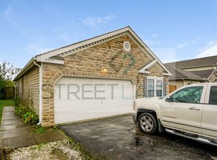 2873 Sussex Place Dr, Grove City, OH 43123