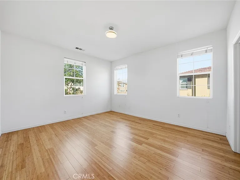 2830 E Via Fiano — Photo 12