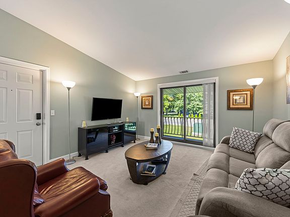 4th image of 1714 S Washington St #1714