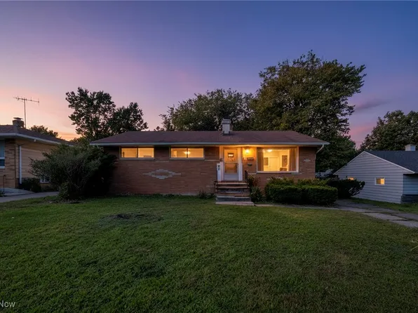 5882 Kings Hwy, Parma Heights, OH 44130